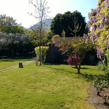 Casa Vacanze Prato Verde 扎费拉纳-埃特内阿 外观 照片