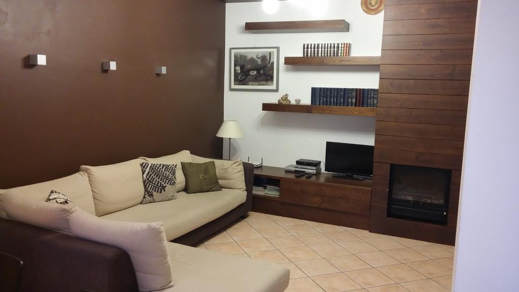 Casa Vacanze Prato Verde 扎费拉纳-埃特内阿 外观 照片