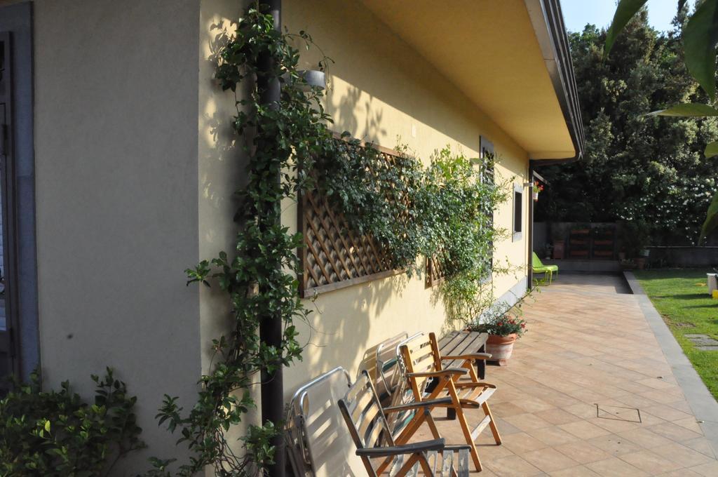 Casa Vacanze Prato Verde 扎费拉纳-埃特内阿 外观 照片