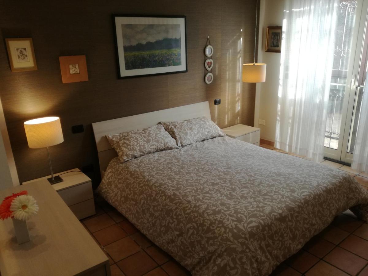 Casa Vacanze Prato Verde 扎费拉纳-埃特内阿 外观 照片